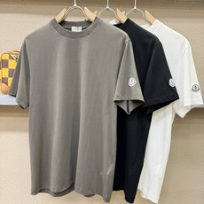 (最大可穿240斤) Moncler蒙口 2025春夏新款短袖T恤!走秀图案时尚休闲短袖T恤衫!设计lo (最大可穿240斤) Moncler蒙口 2025春夏新款短袖T恤!走秀图案时尚休闲短袖T恤衫!设计lo