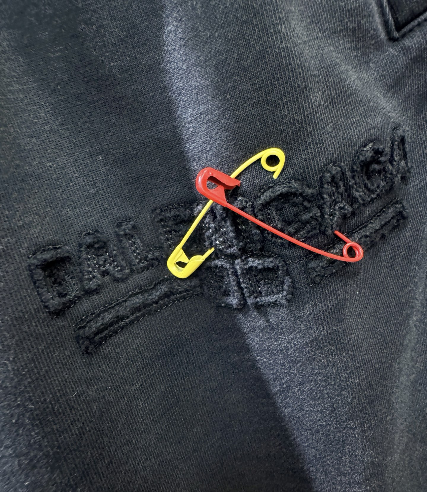  Balenciaga巴黎世家爆款短裤2025ss新款男士休闲短裤，高端版本！专柜定制面料 透气舒适度高