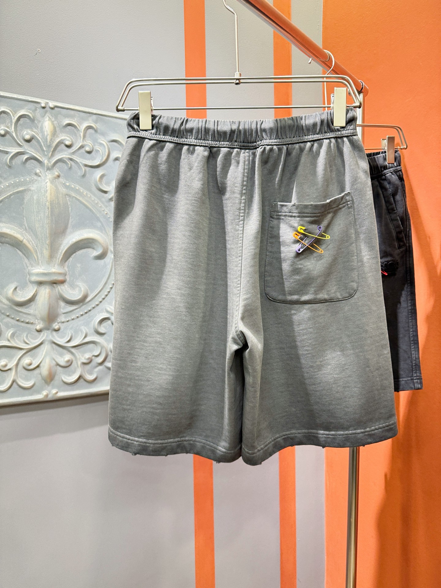  Balenciaga巴黎世家爆款短裤2025ss新款男士休闲短裤，高端版本！专柜定制面料 透气舒适度高