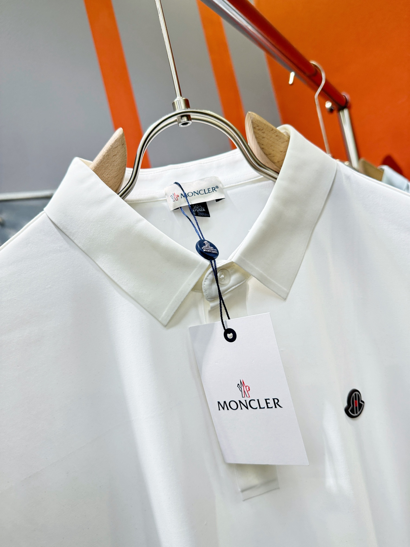  Moncler蒙口 2025 新款衬衫，贸易公司渠道稀出，领先官网发售！经典休闲衬衫搭配独特的设计，简