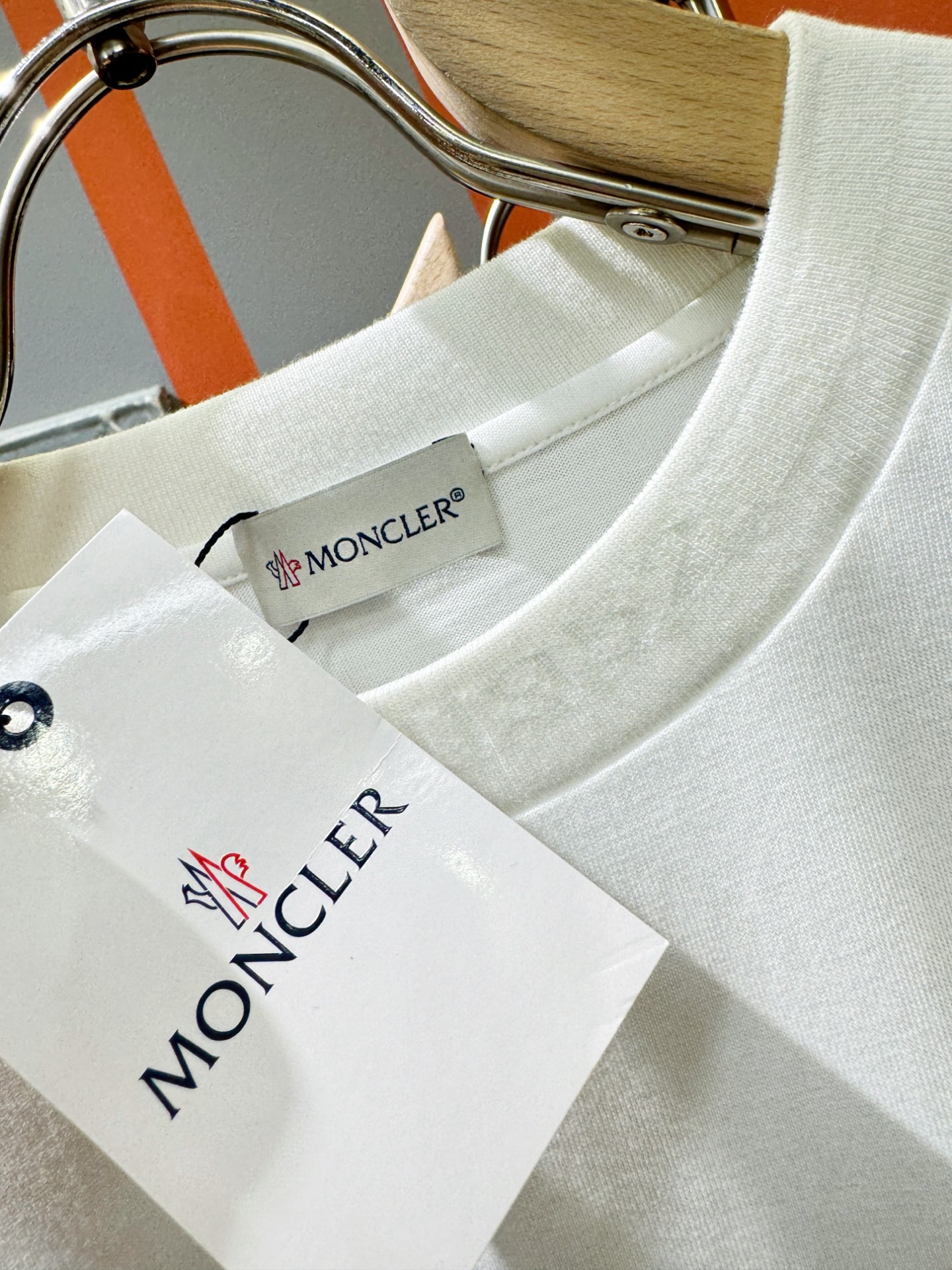  (最大可穿240斤) Moncler蒙口 2025春夏新款短袖T恤！走秀图案时尚休闲短袖T恤衫！设计l