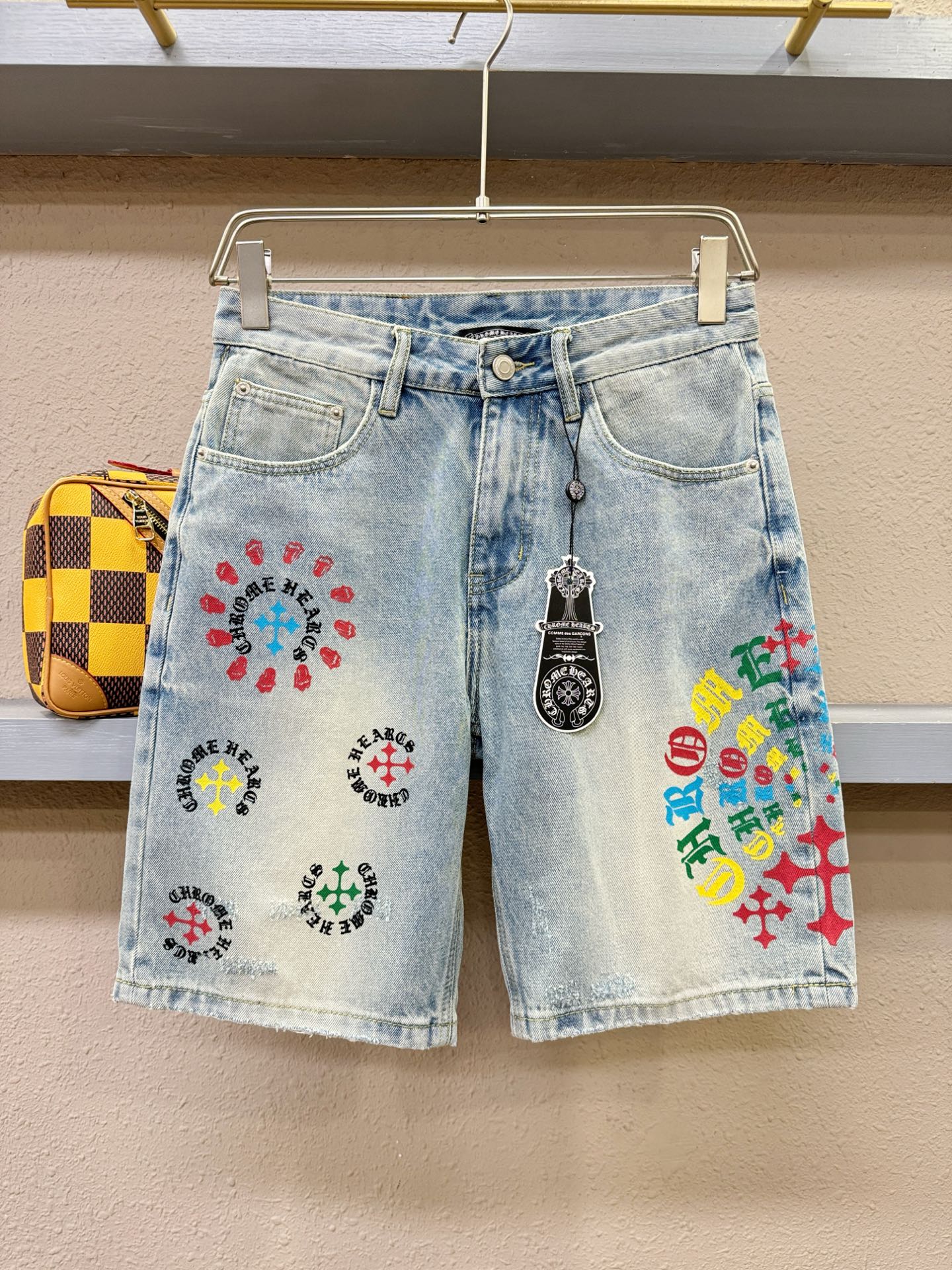  CHROME HEARTS 克罗心 2025新品，原版牛仔短裤 ，原版重工打造，品牌经典LOGO设计，