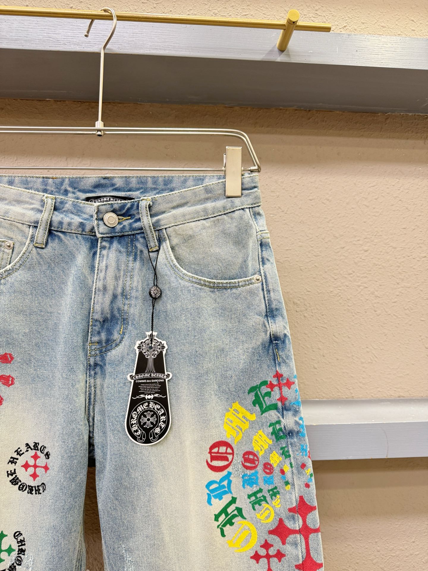  CHROME HEARTS 克罗心 2025新品，原版牛仔短裤 ，原版重工打造，品牌经典LOGO设计，