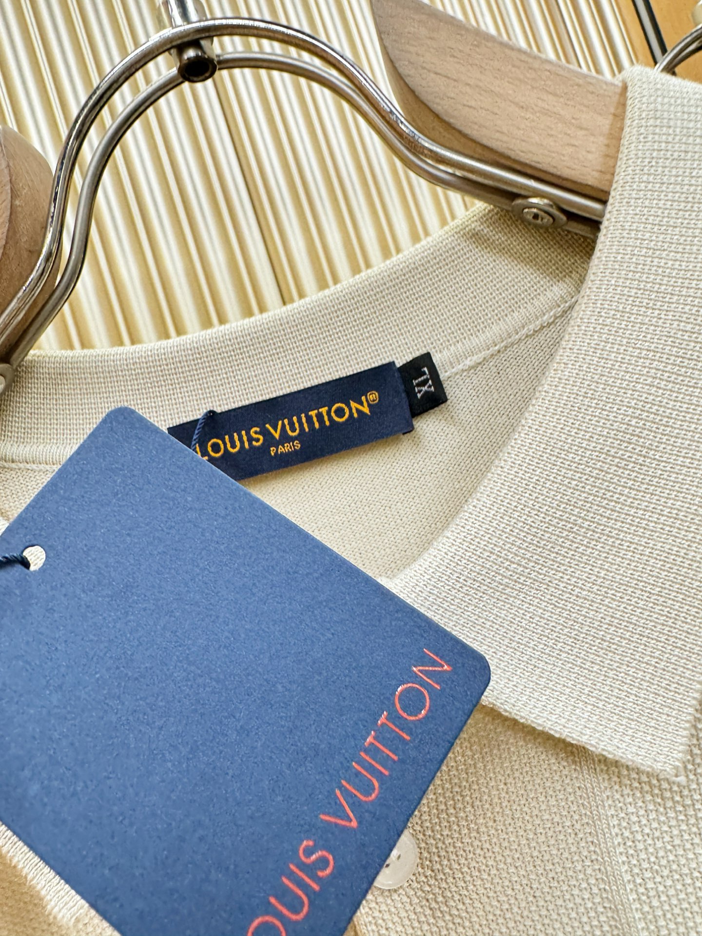 LV路易威登 2025春夏新品针织短袖，进口针织面料，手感柔软。顶级进口私货，时尚设计潮流短袖针织衫，不