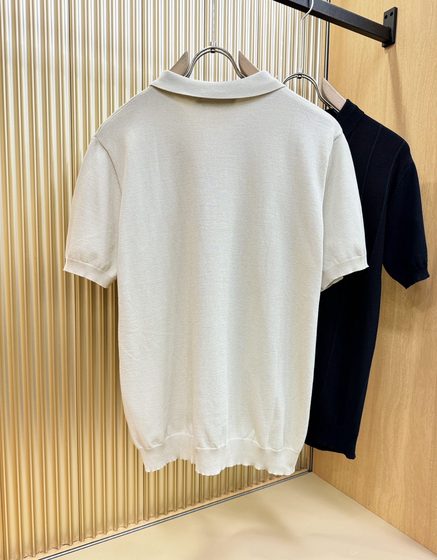 LV路易威登 2025春夏新品针织短袖，进口针织面料，手感柔软。顶级进口私货，时尚设计潮流短袖针织衫，不