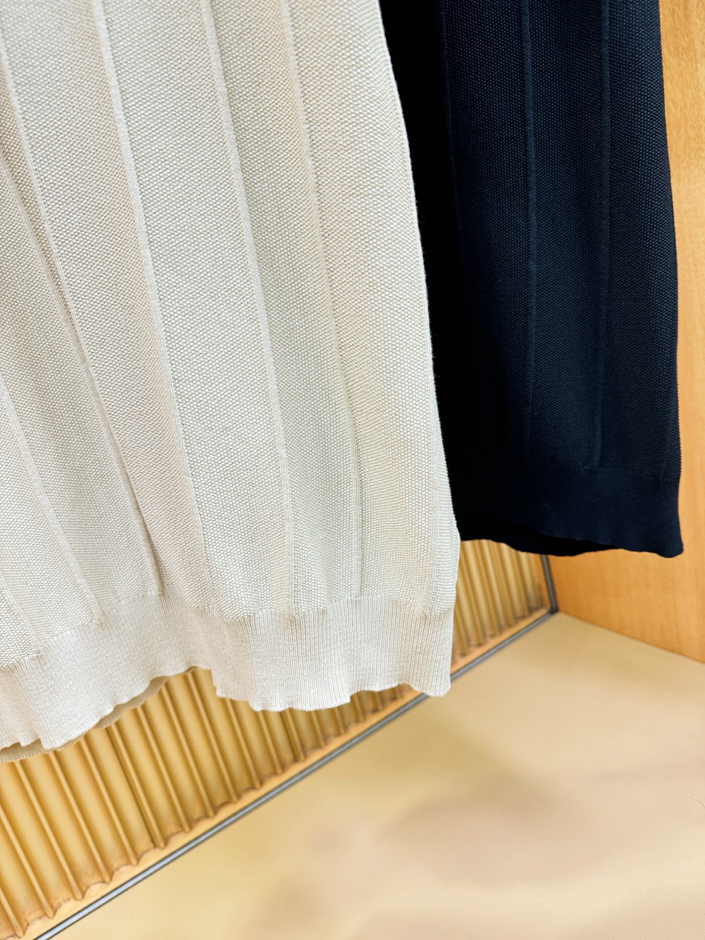 LV路易威登 2025春夏新品针织短袖，进口针织面料，手感柔软。顶级进口私货，时尚设计潮流短袖针织衫，不