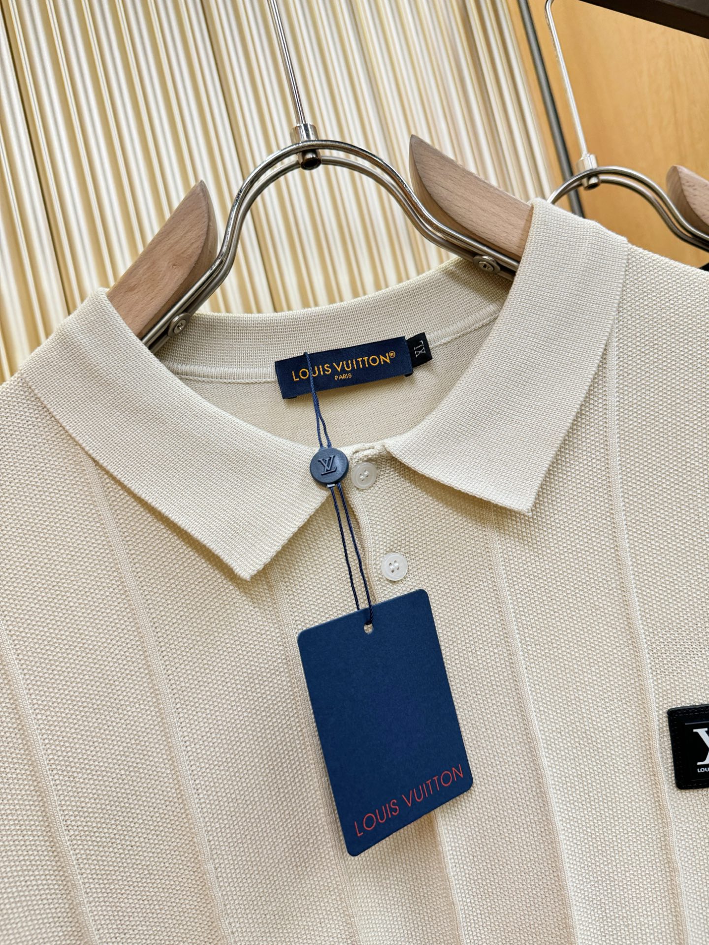 LV路易威登 2025春夏新品针织短袖，进口针织面料，手感柔软。顶级进口私货，时尚设计潮流短袖针织衫，不