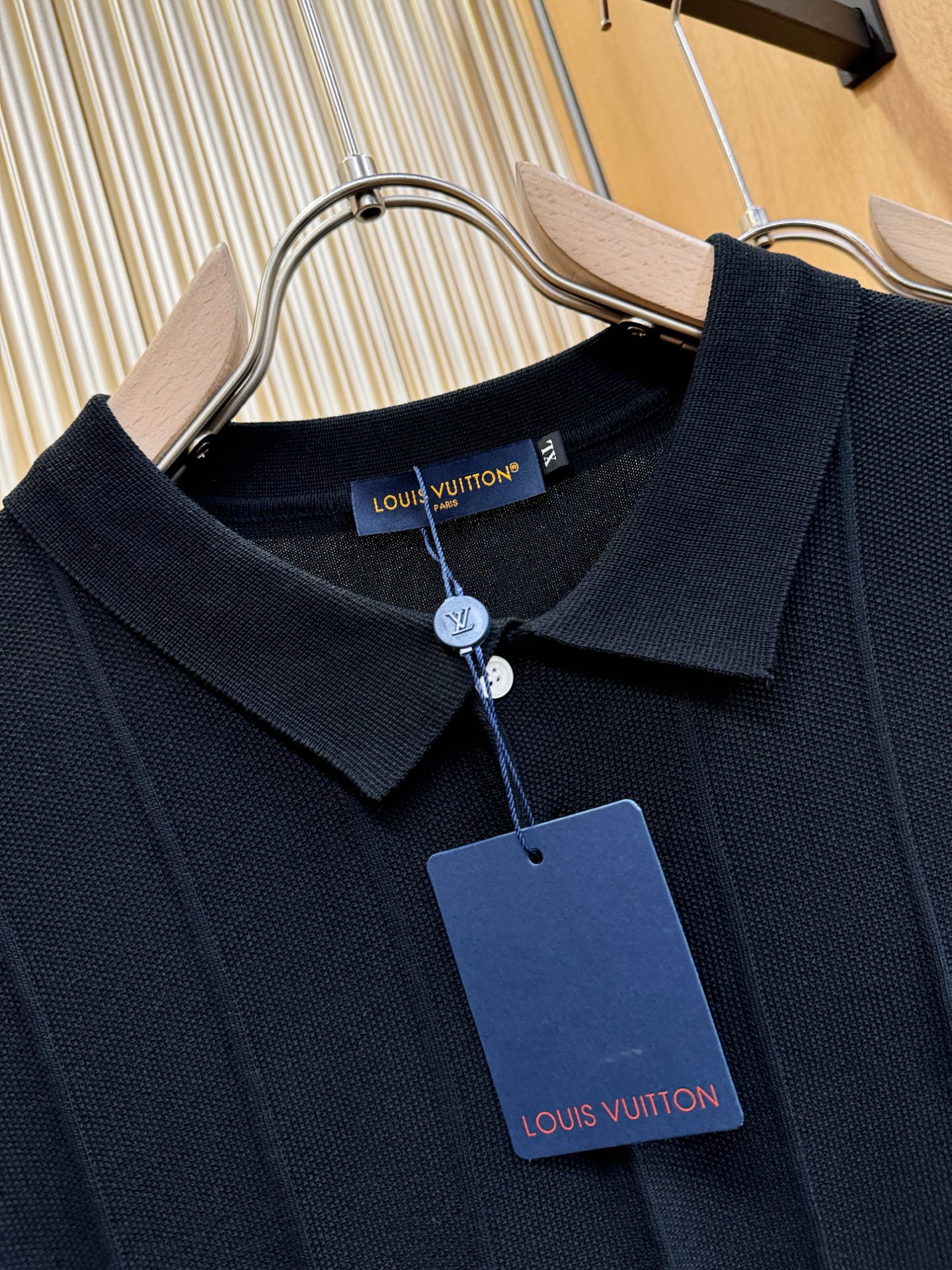 LV路易威登 2025春夏新品针织短袖，进口针织面料，手感柔软。顶级进口私货，时尚设计潮流短袖针织衫，不