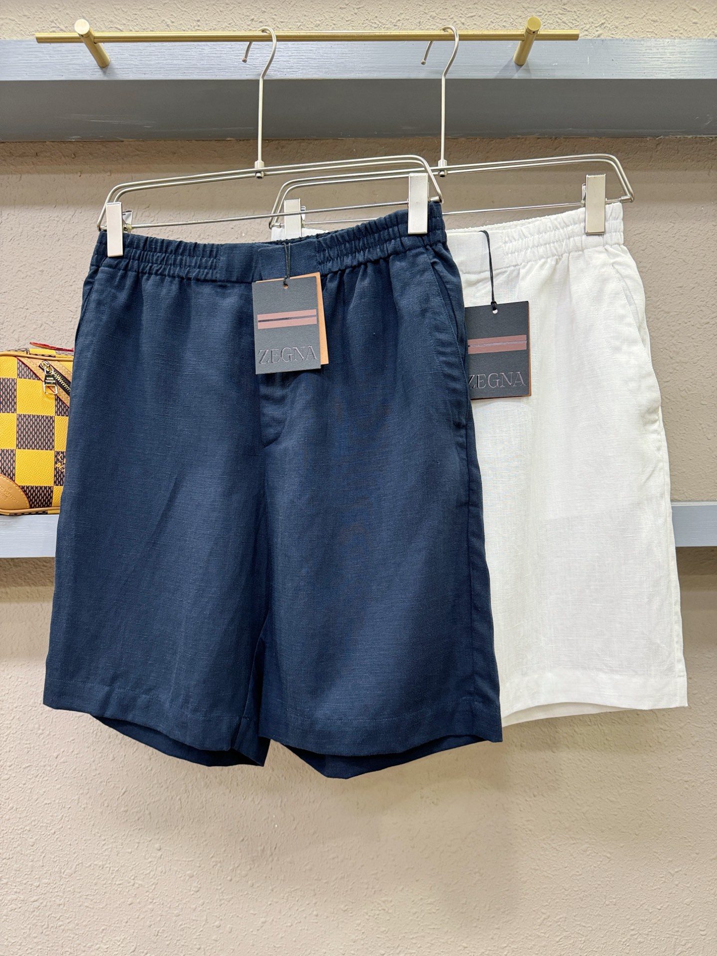 “Ermenegildo Zeg*ajaya 2025 Collection: Linen Retrofits for Leisure and Comfort” - 图片 2