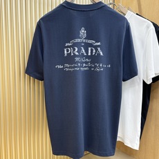 (最大可穿240斤) PRADA 普拉达 2025春夏新款短袖T恤!走秀图案时尚休闲短袖T恤衫!设计l (最大可穿240斤) PRADA 普拉达 2025春夏新款短袖T恤!走秀图案时尚休闲短袖T恤衫!设计l