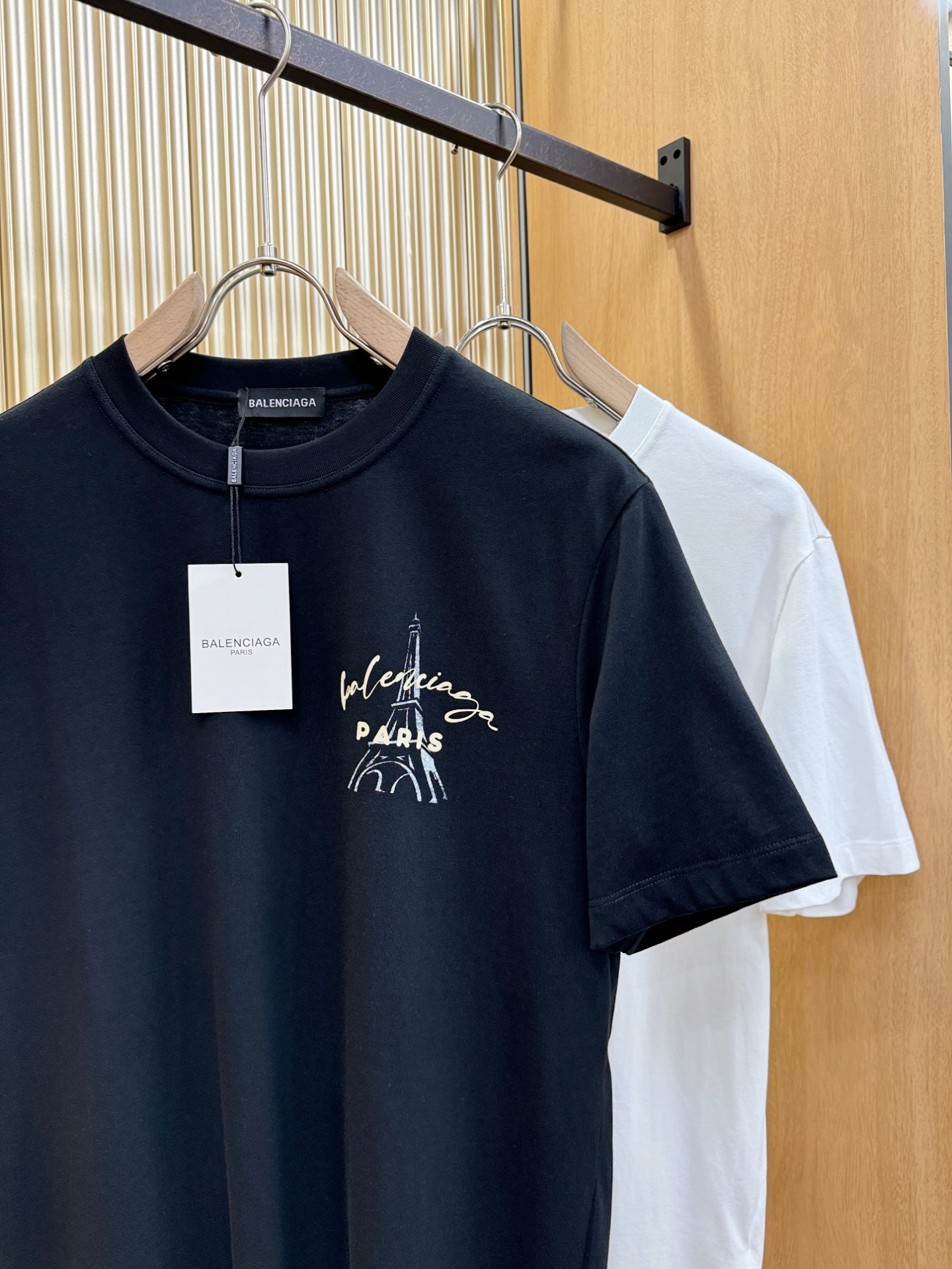 (最大可穿240斤) Balenciaga巴黎世家 2025春夏新款短袖T恤！走秀图案时尚休闲短袖T恤衫