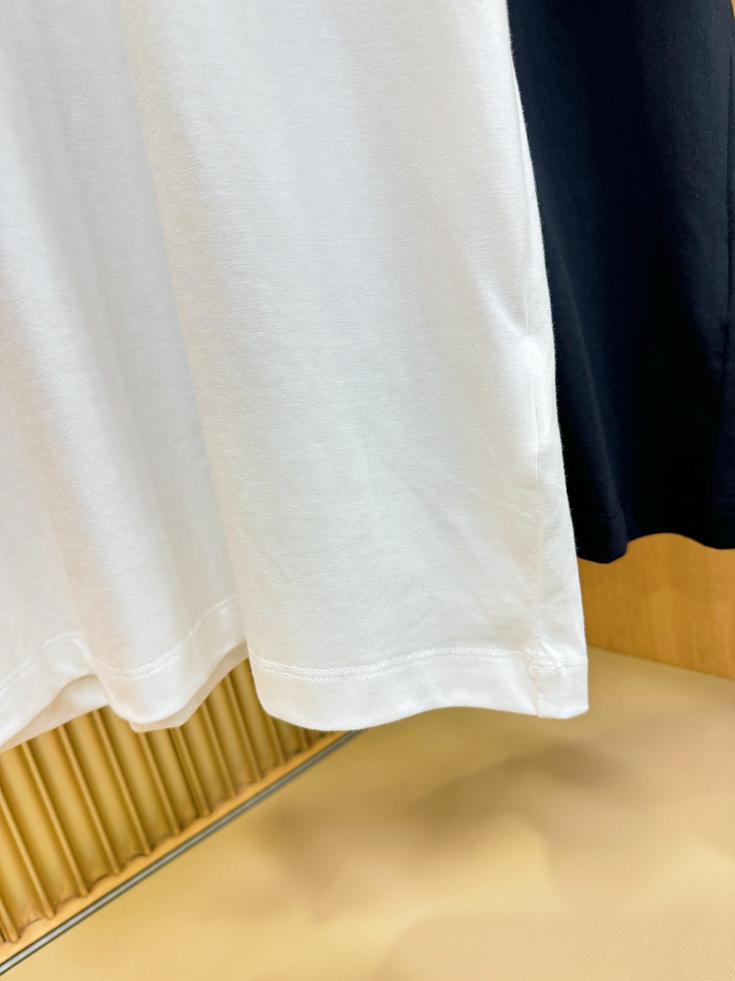 (最大可穿240斤) Balenciaga巴黎世家 2025春夏新款短袖T恤！走秀图案时尚休闲短袖T恤衫