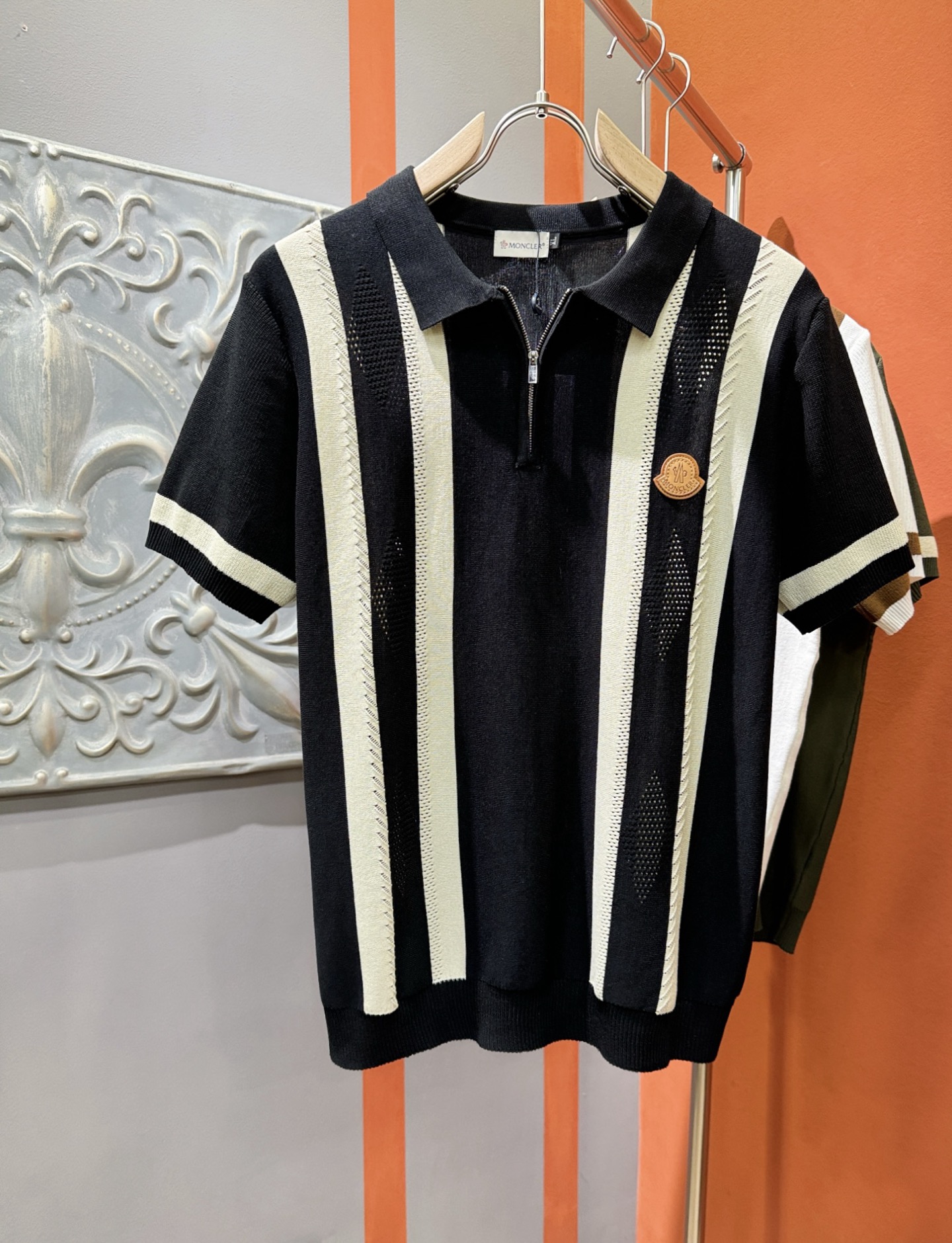 Moncler Fashion Short-Sleeved Shirt: Luxury Design with Imported Knitting Fabric and Superb Quality