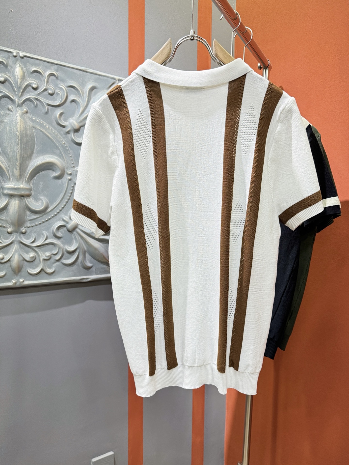 Moncler Fashion Short-Sleeved Shirt: Luxury Knit Sleeves, Imported Fabric, Top Quality, Wide Size Range - 图片 9