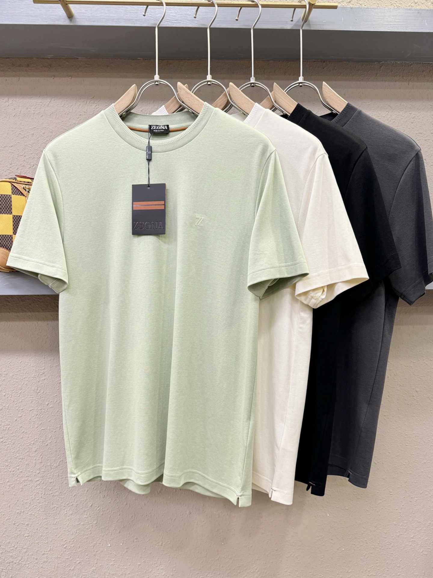 (最大可穿240斤) Ermenegildo Zeg*a杰*亚 2025春夏新款短袖T恤！走秀图案时尚休