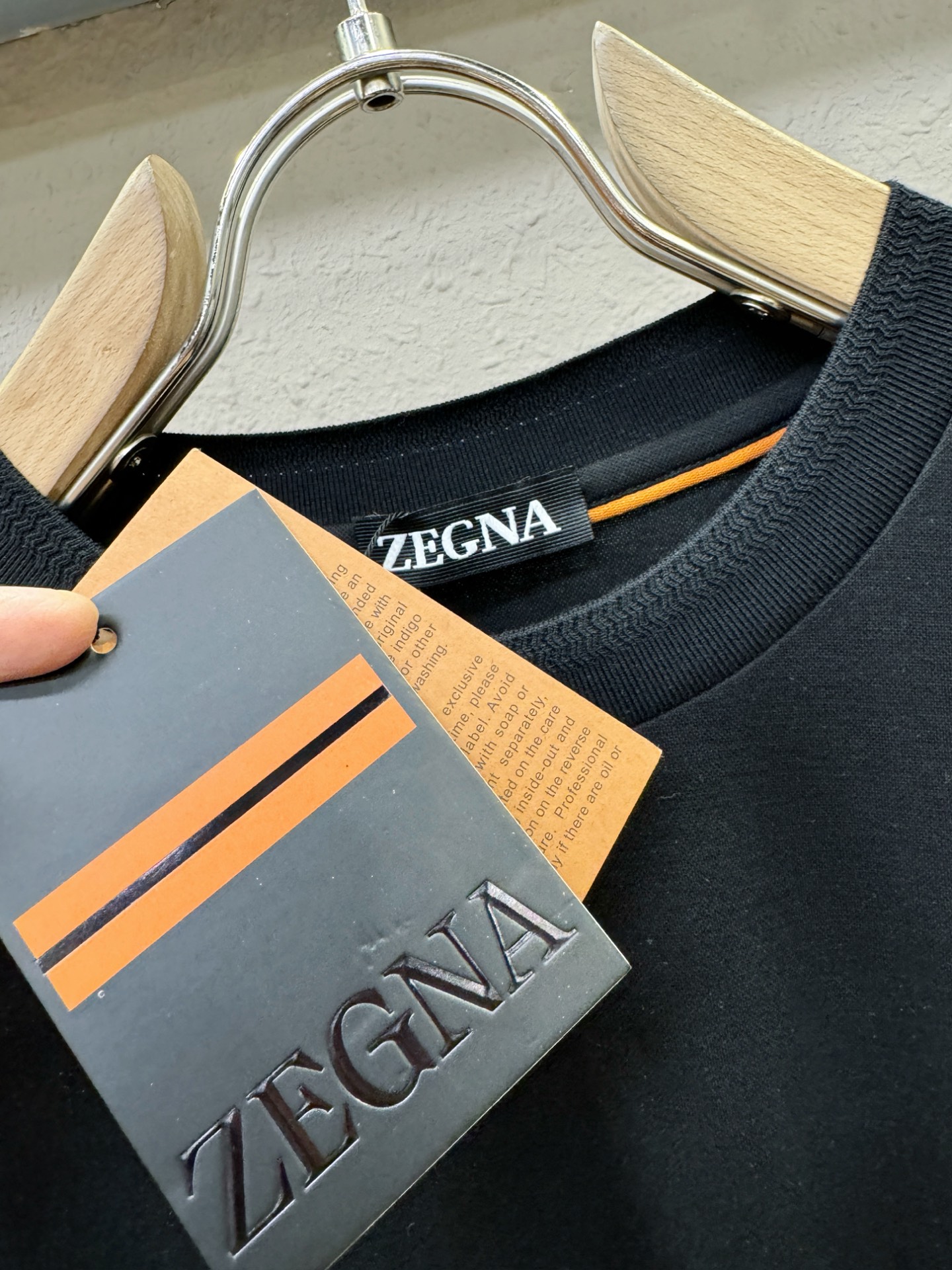 (最大可穿240斤) Ermenegildo Zeg*a杰*亚 2025春夏新款短袖T恤！走秀图案时尚休