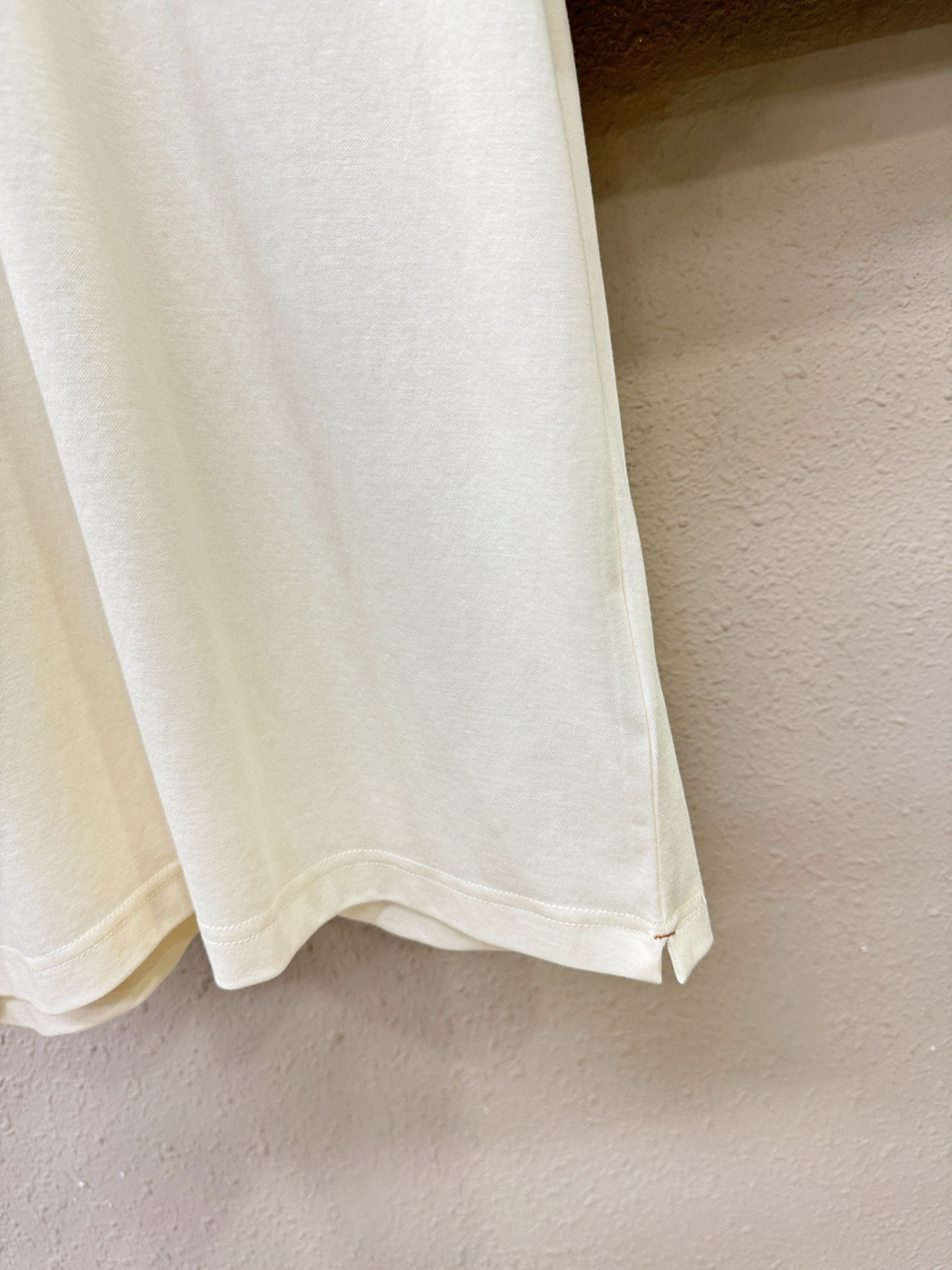 (最大可穿240斤) Ermenegildo Zeg*a杰*亚 2025春夏新款短袖T恤！走秀图案时尚休