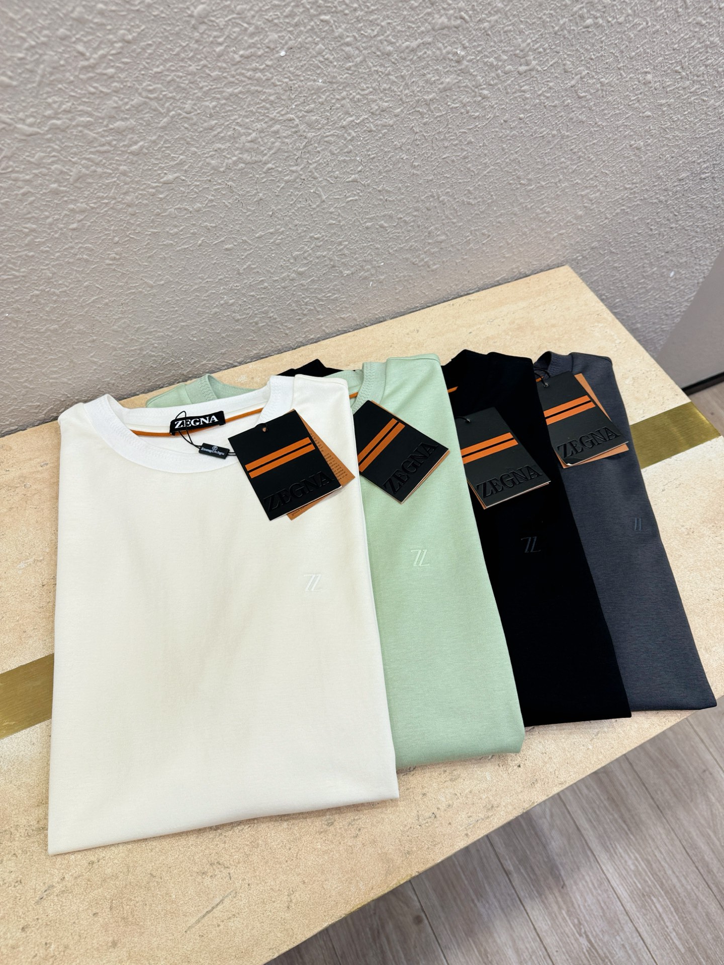 (最大可穿240斤) Ermenegildo Zeg*a杰*亚 2025春夏新款短袖T恤！走秀图案时尚休