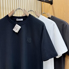 (最大可穿240斤) LOEWE罗意威 2025春夏新款短袖T恤!走秀图案时尚休闲短袖T恤衫!设计log (最大可穿240斤) LOEWE罗意威 2025春夏新款短袖T恤!走秀图案时尚休闲短袖T恤衫!设计log