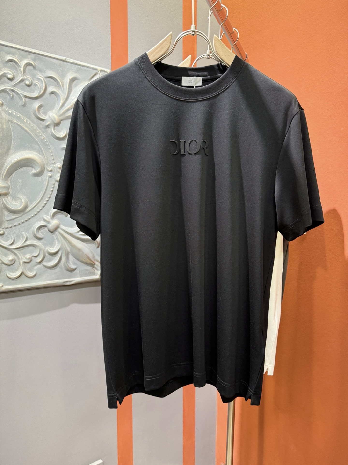(最大可穿240斤) Dior迪奥 2025春夏新款短袖T恤！走秀图案时尚休闲短袖T恤衫！设计logo设