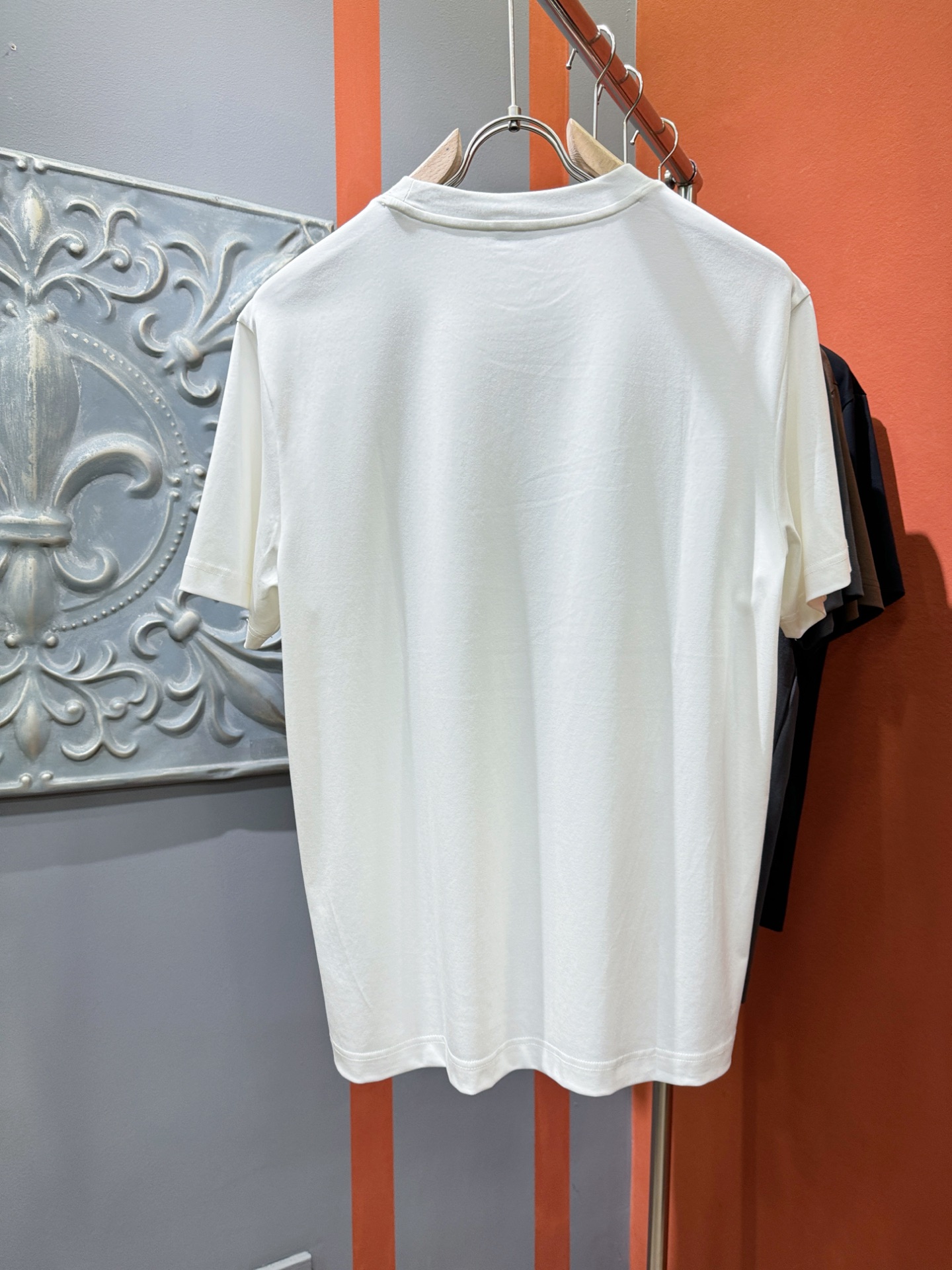 (最大可穿240斤) Dior迪奥 2025春夏新款短袖T恤！走秀图案时尚休闲短袖T恤衫！设计logo设