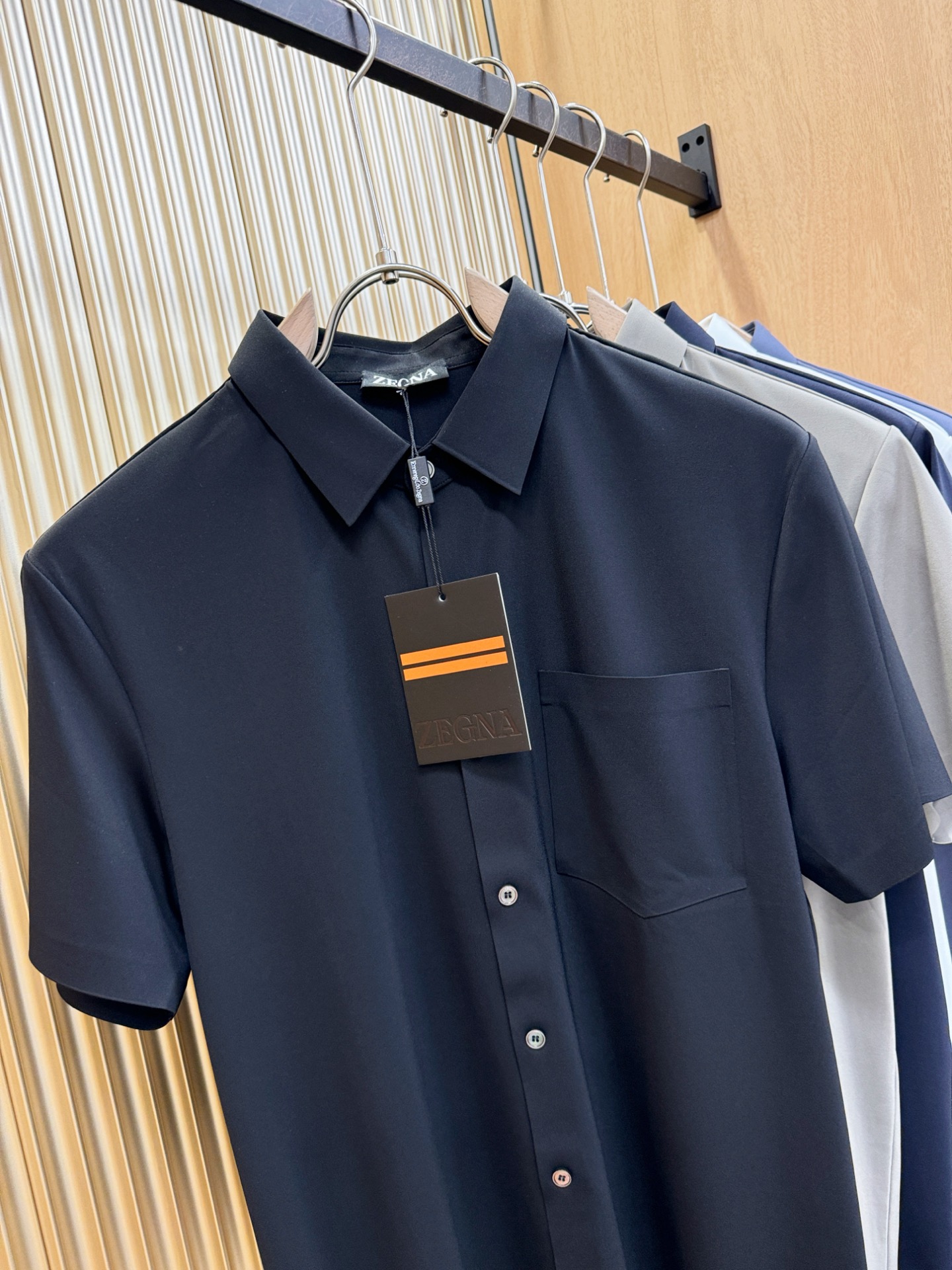 Ermenegildo Zeg*a杰*亚 2025 新款衬衫，贸易公司渠道稀出，领先官网发售！经典休闲衬