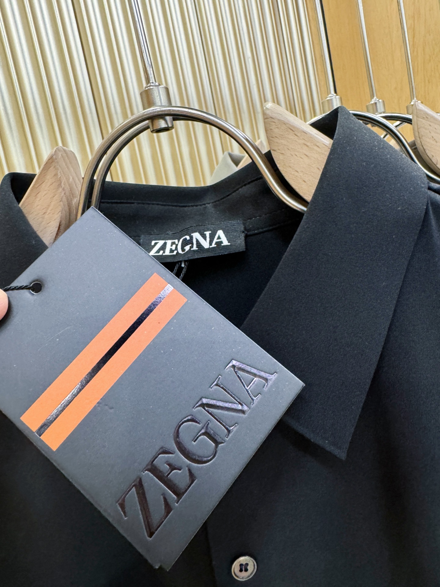 Ermenegildo Zeg*a杰*亚 2025 新款衬衫，贸易公司渠道稀出，领先官网发售！经典休闲衬