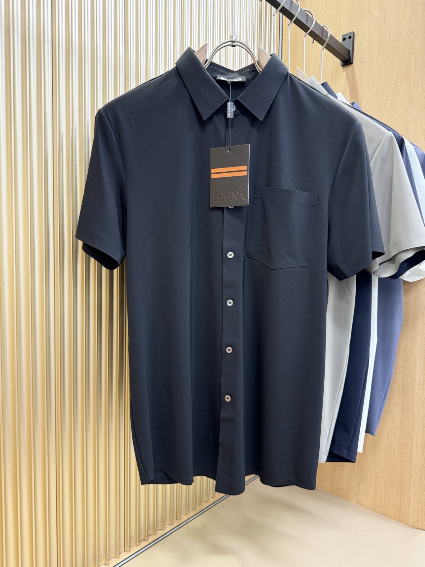 Ermenegildo Zeg*a杰*亚 2025 新款衬衫，贸易公司渠道稀出，领先官网发售！经典休闲衬