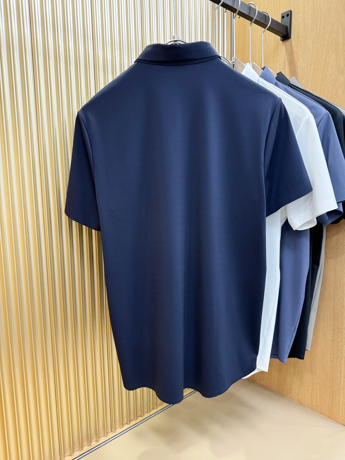 Ermenegildo Zeg*a杰*亚 2025 新款衬衫，贸易公司渠道稀出，领先官网发售！经典休闲衬