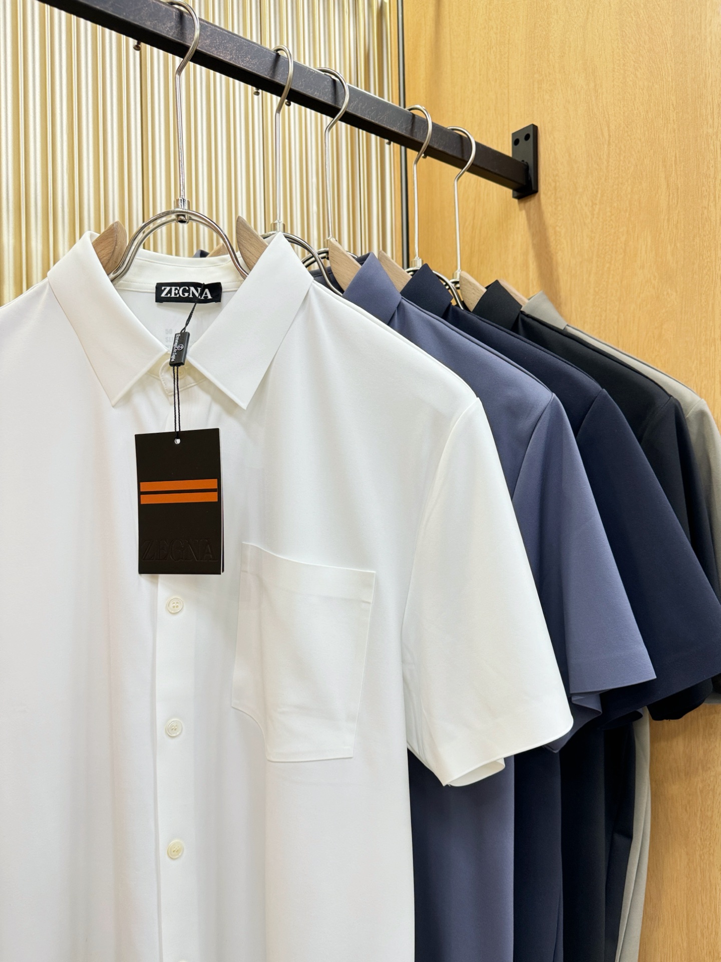 Ermenegildo Zeg*a杰*亚 2025 新款衬衫，贸易公司渠道稀出，领先官网发售！经典休闲衬