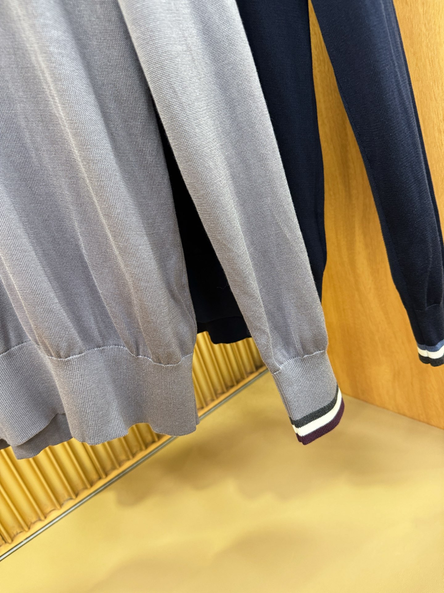 “New Hermès Ess Knitting Sweaters 2025: Classic, Soft, Comfortable, Imported New Zealand Wool, Various Sizes” - 图片 6