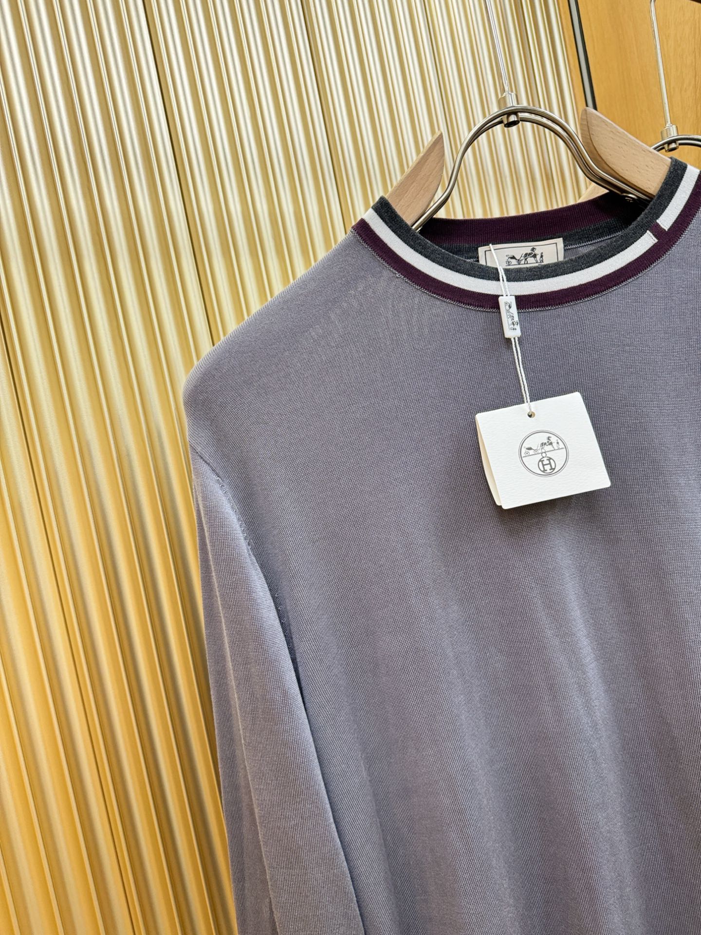 “New Hermès Ess Knitting Sweaters 2025: Classic, Soft, Comfortable, Imported New Zealand Wool, Various Sizes” - 图片 7
