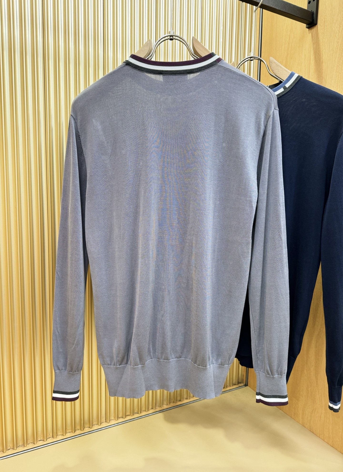 “New Hermès Ess Knitting Sweaters 2025: Classic, Soft, Comfortable, Imported New Zealand Wool, Various Sizes” - 图片 9