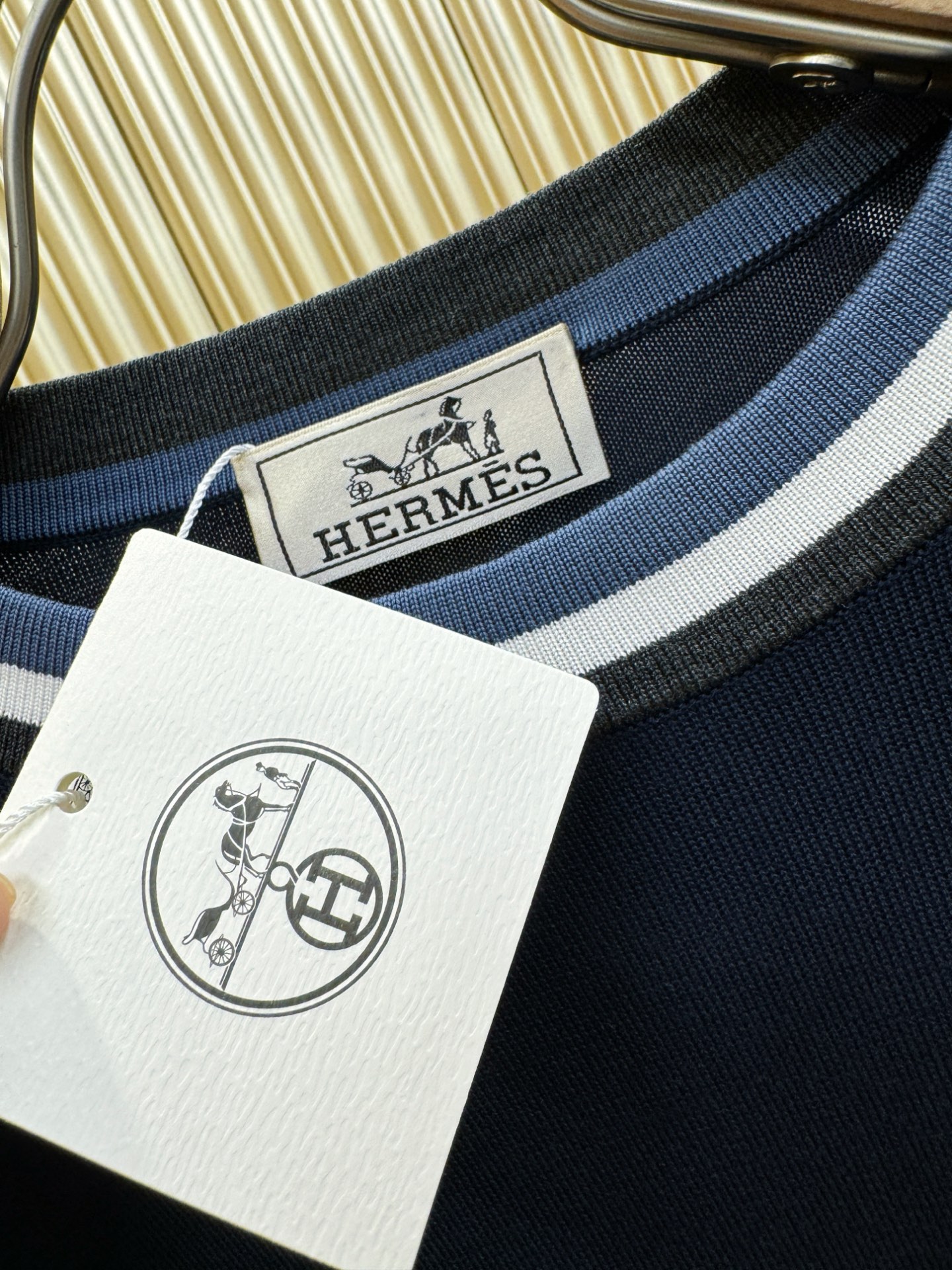 “New Hermès Ess Knitting Sweaters 2025: Classic Style, Imported New Zealand Wool, Sizes M-3XL” - 图片 4