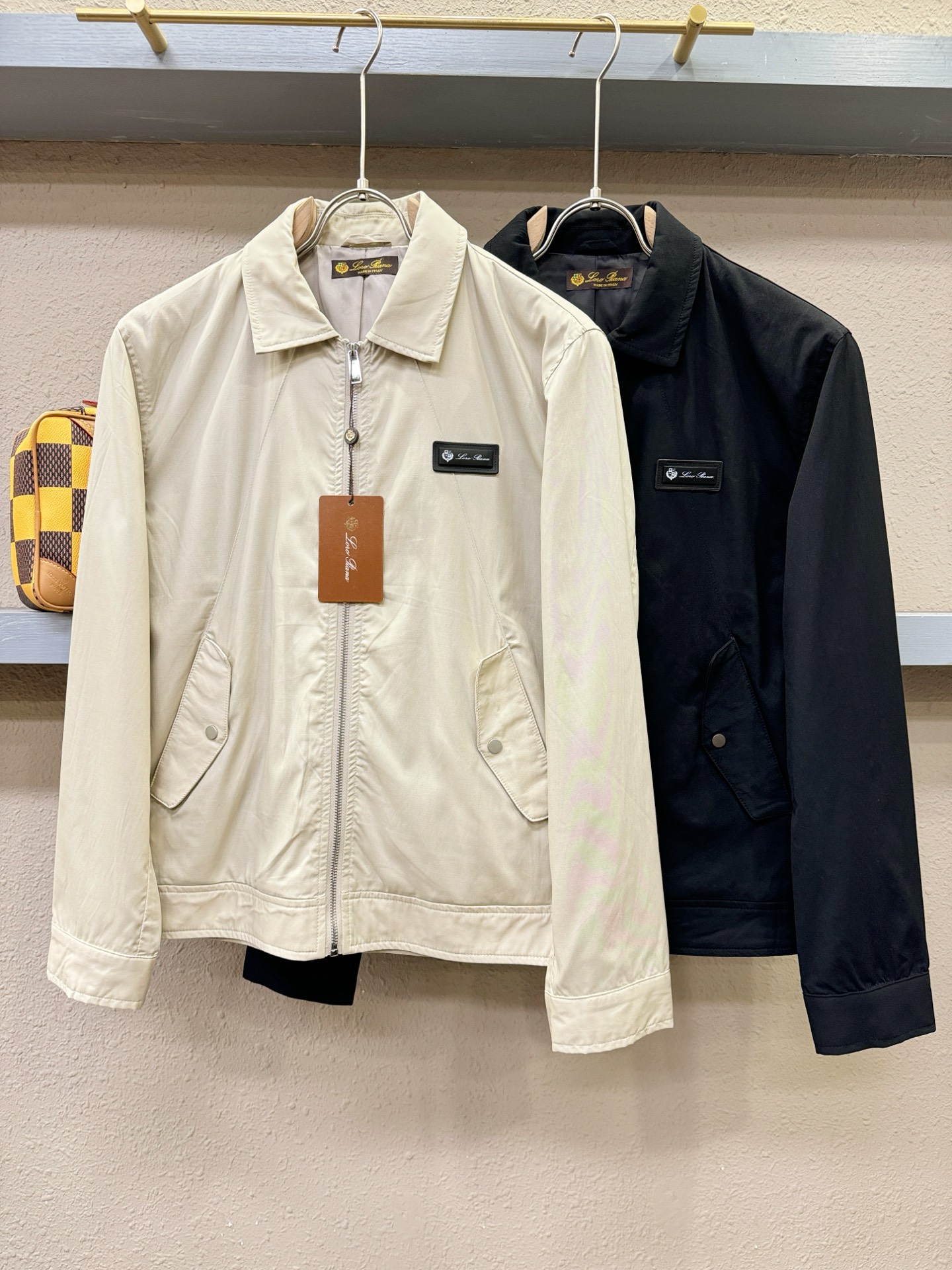 Loro Piana诺悠翩雅 2025新款 夹克外套，意大利进口面料时尚夹克外套。欧洲专柜同步，上身更随