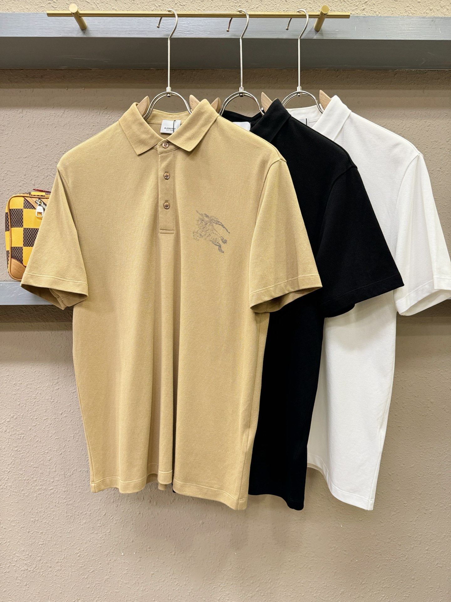 BURBERRY巴宝莉 2025官方春夏新款 专柜同步上市 男士翻领短袖POLO衫，高端主线系列，进口珠