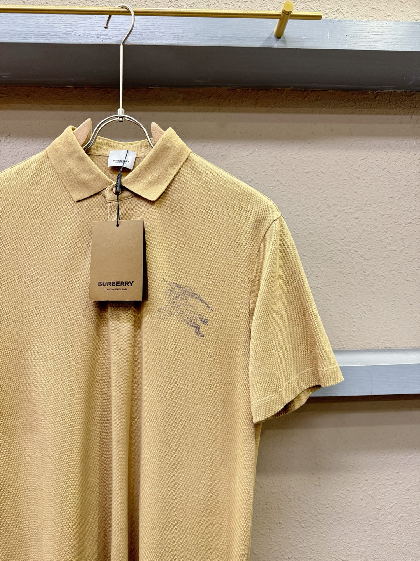 BURBERRY巴宝莉 2025官方春夏新款 专柜同步上市 男士翻领短袖POLO衫，高端主线系列，进口珠