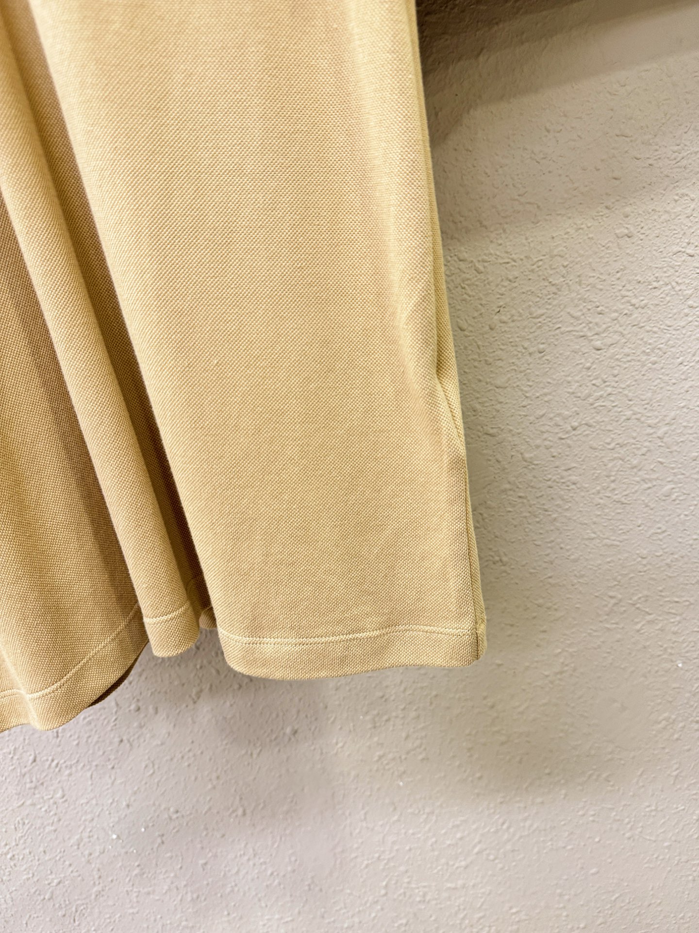 BURBERRY巴宝莉 2025官方春夏新款 专柜同步上市 男士翻领短袖POLO衫，高端主线系列，进口珠