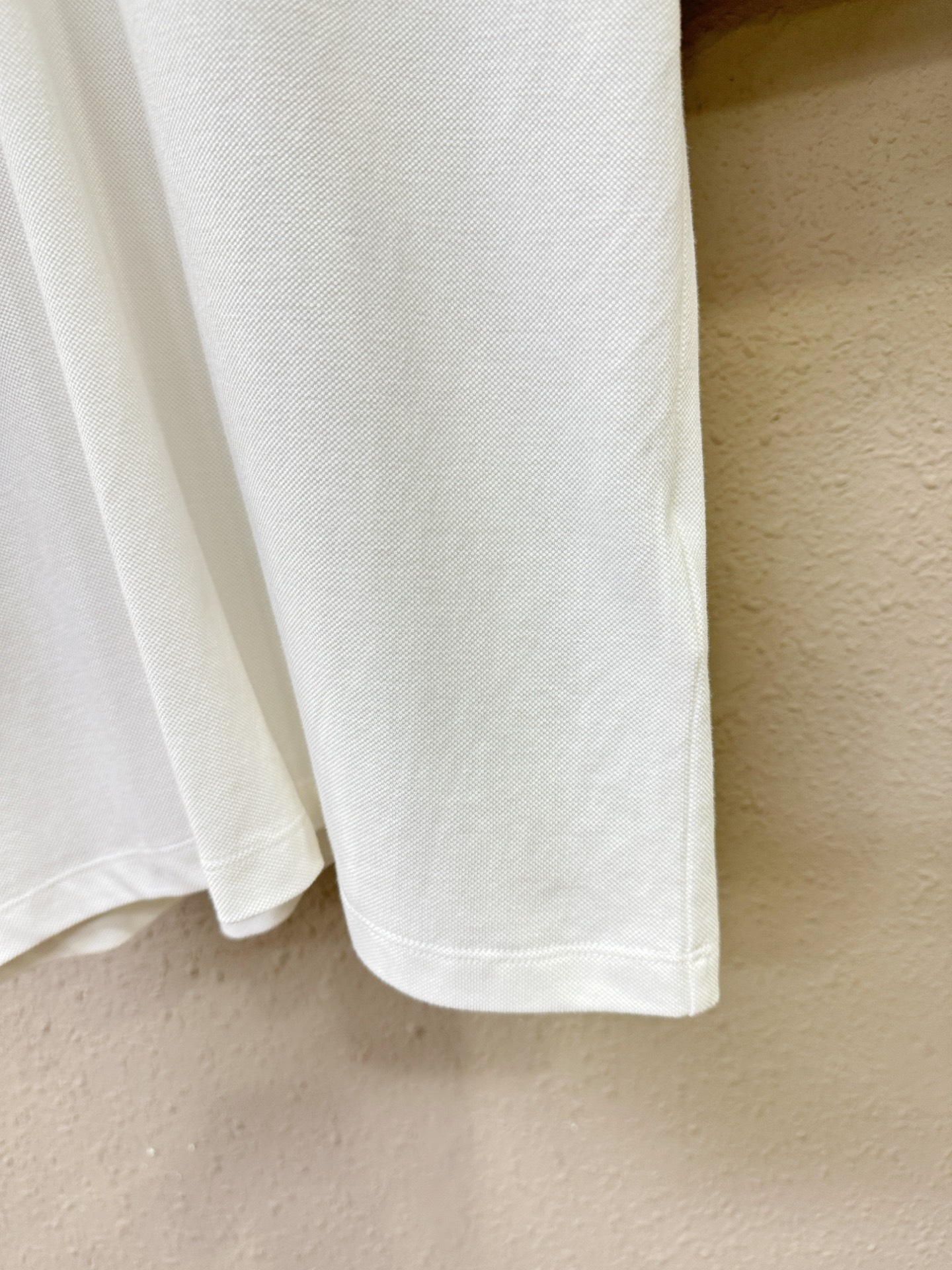 BURBERRY巴宝莉 2025官方春夏新款 专柜同步上市 男士翻领短袖POLO衫，高端主线系列，进口珠