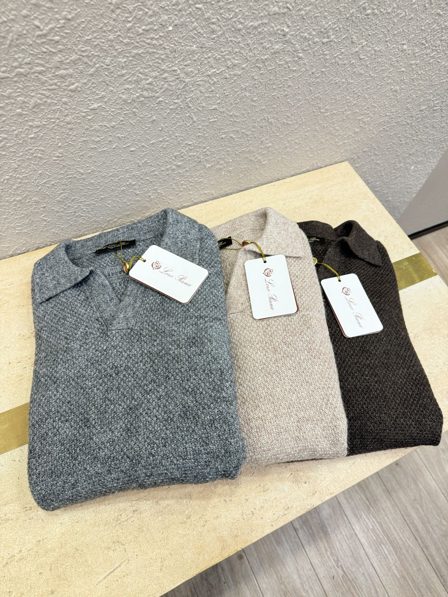 Loro Piana诺悠翩雅 新品爆款 2025秋冬新品羊毛毛衣 胸前品牌Golo刺绣，经典简约大气品牌