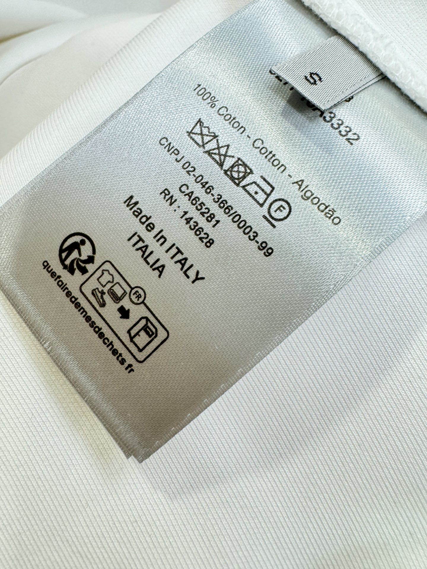 Dior迪奥 2025ss秋季新品 长袖卫衣，经典Logo设计，百搭款 官网同步发售 定制面料，柔软细腻