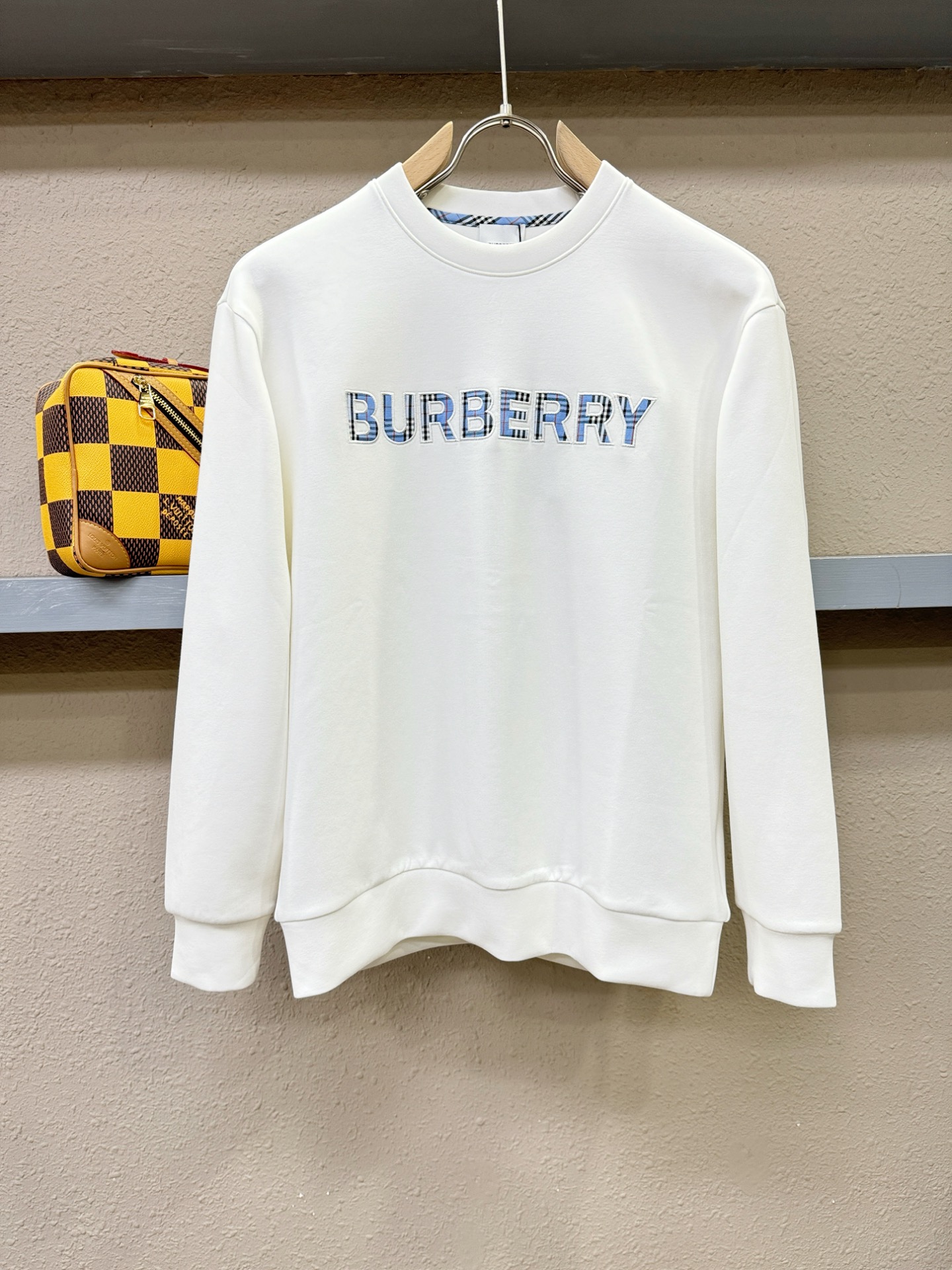 BURBERRY巴宝莉 2025ss秋季新品 长袖卫衣，经典Logo设计，百搭款 官网同步发售 定制面料