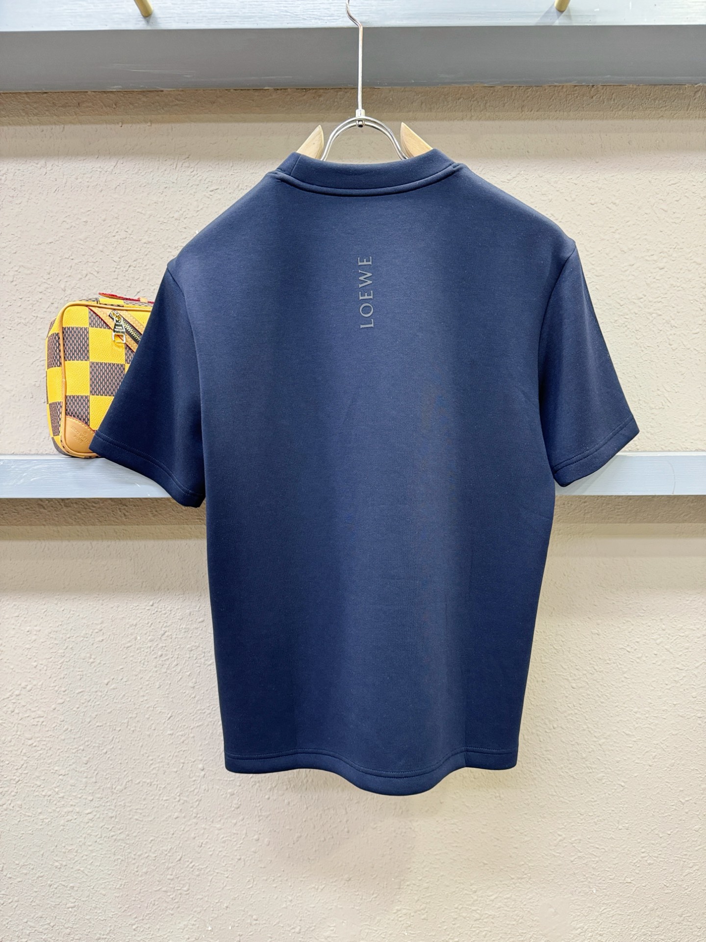 LOEWE罗意威 顶级品质 2025秋冬新品短袖！原版定制面料，手感柔软。顶级进口私货，时尚设计潮流短袖