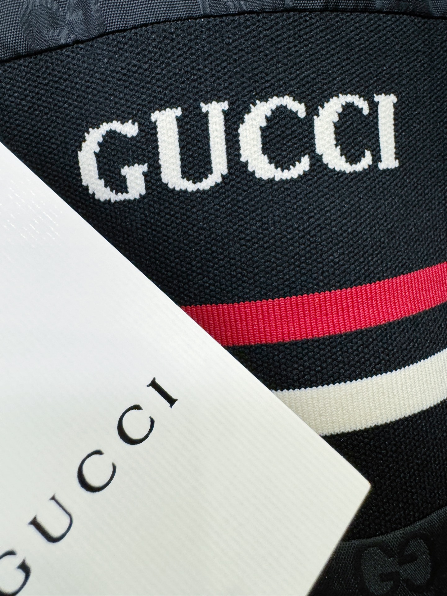 Gucci古奇 2025秋冬新款夹克外套，原单狠货 意大利进口面料时尚夹克外套。欧洲专柜同步，上身更随意