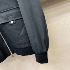 BC布鲁提 2025秋冬新款棉服夹克外套,内里加棉,原单狠货 意大利进口面料时尚夹克外套。加棉加厚 保暖 BC布鲁提 2025秋冬新款棉服夹克外套,内里加棉,原单狠货 意大利进口面料时尚夹克外套。加棉加厚 保暖