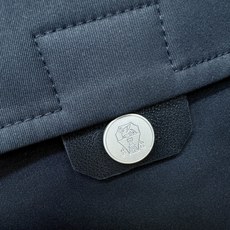 BC布鲁提 2025秋冬新款棉服夹克外套,内里加棉,原单狠货 意大利进口面料时尚夹克外套。加棉加厚 保暖 BC布鲁提 2025秋冬新款棉服夹克外套,内里加棉,原单狠货 意大利进口面料时尚夹克外套。加棉加厚 保暖