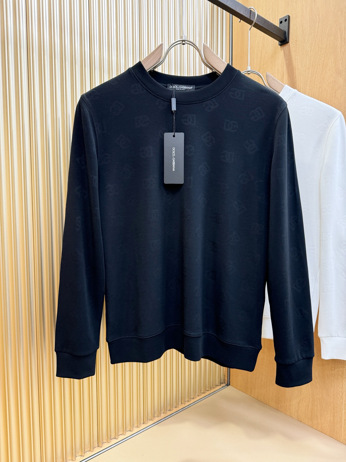 DG杜嘉班纳 顶级品质 2025秋冬新品长袖！长绒棉长袖，采用长绒棉面料，手感柔软。顶级进口私货，时尚设