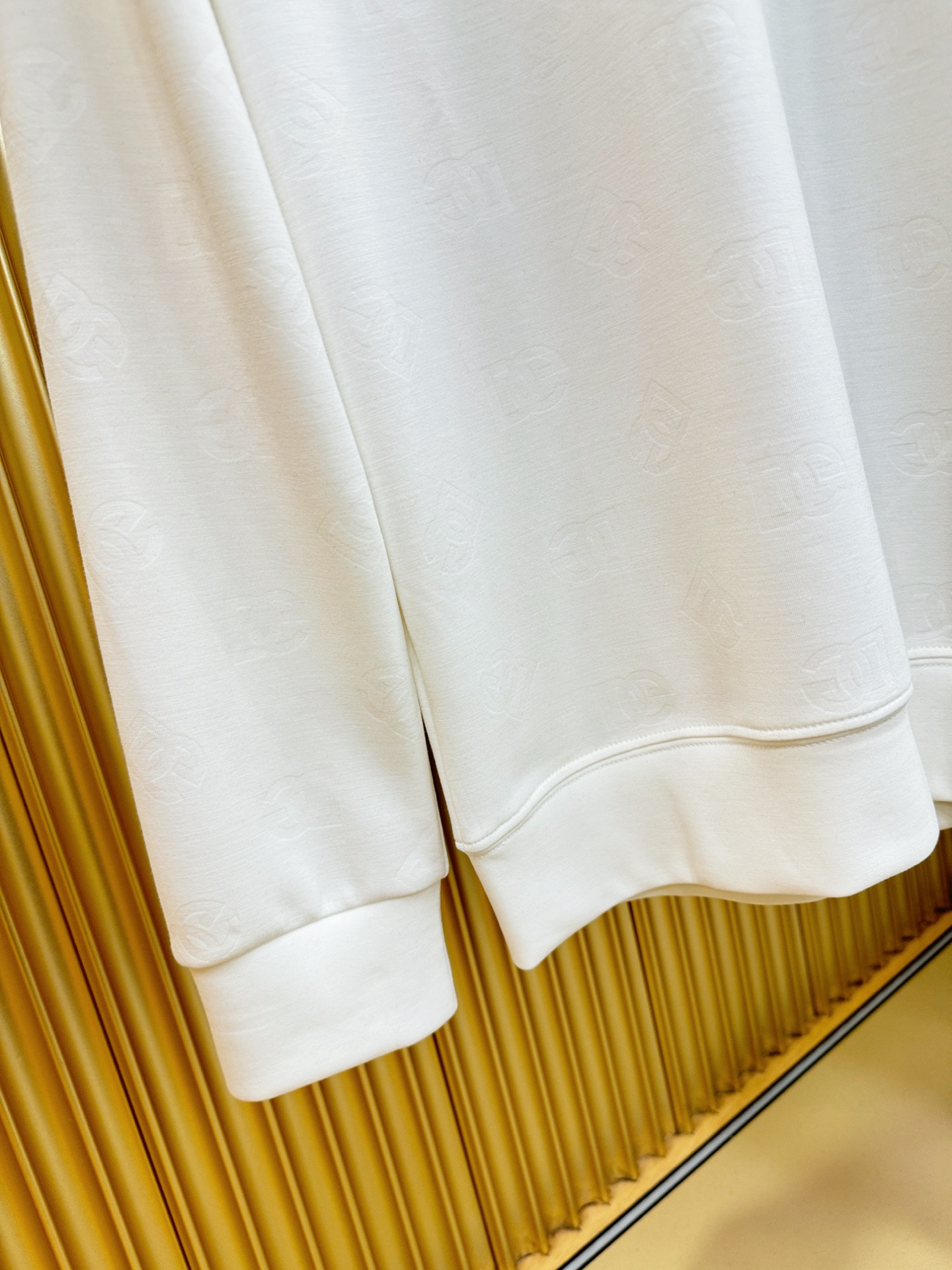 DG杜嘉班纳 顶级品质 2025秋冬新品长袖！长绒棉长袖，采用长绒棉面料，手感柔软。顶级进口私货，时尚设