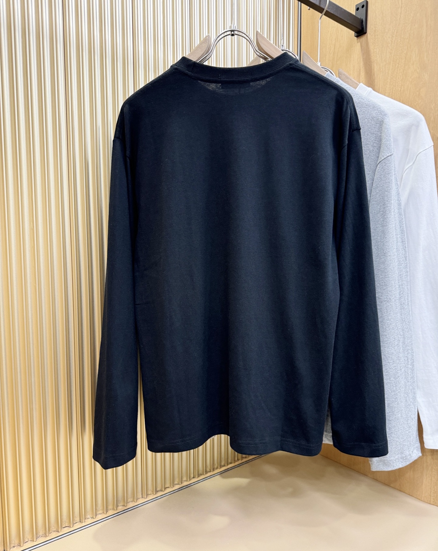 ARC‘TERYX/始祖鸟 2025秋冬新品长袖T恤，经典Logo设计，百搭款 官网同步发售，柔软细腻保