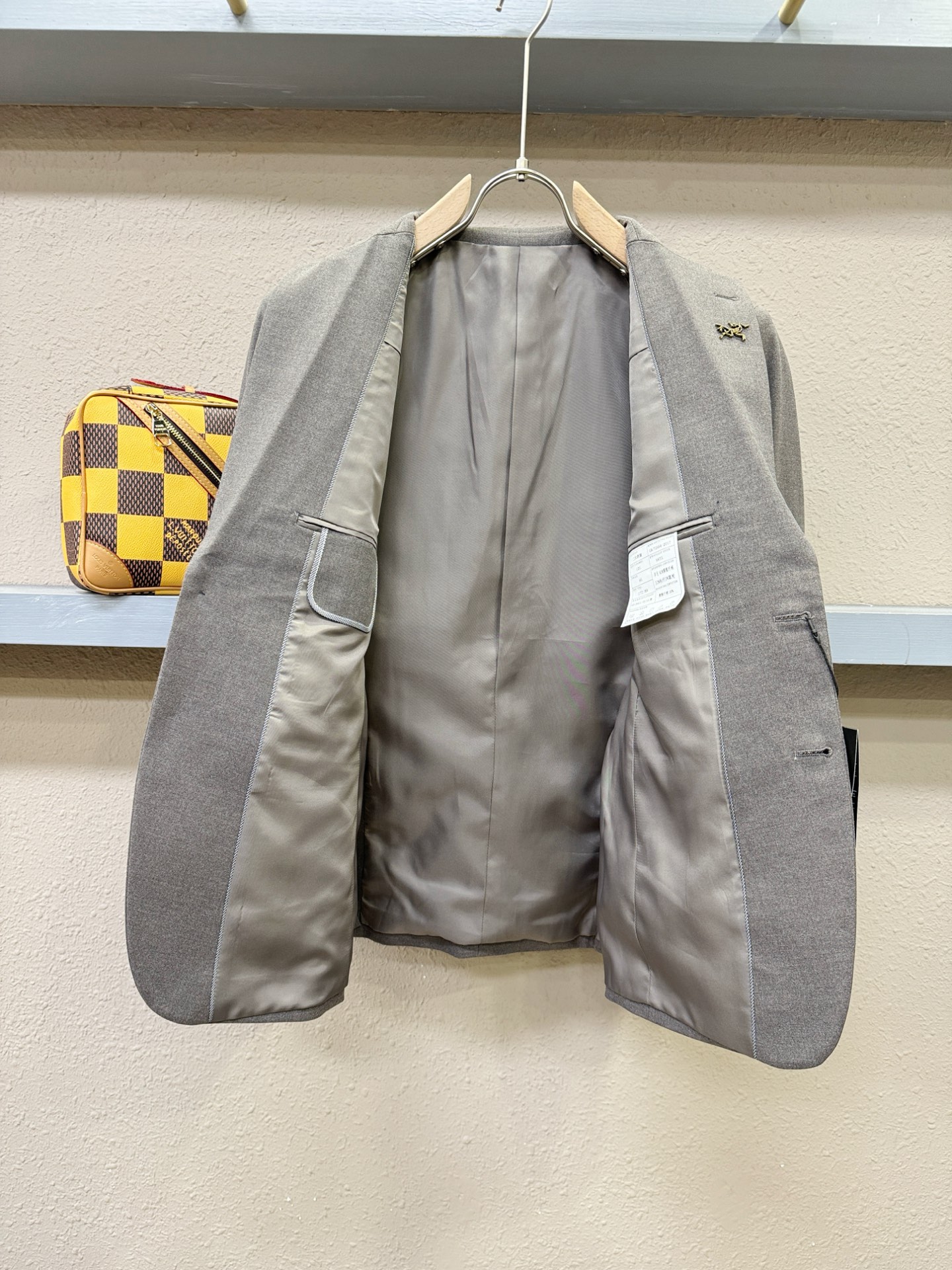 套装 BURBERRY巴宝莉 2025新款西服套装，客供意大利顶级奢华面料，没有一位成功男人能拒绝 西服